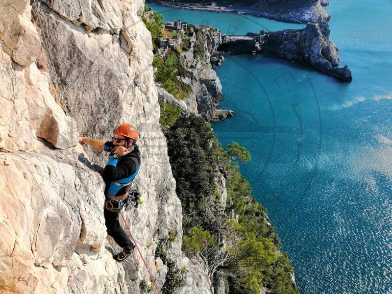Апартаменты Casamare Portovenere Портовенере Экстерьер фото